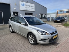Ford Focus Wagon - 1.6 Titanium|AIRCO| lichte schade| BJ:2010| Met APK