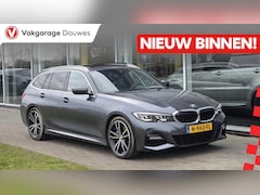 BMW 3-serie Touring - 330i High Executive | Automaat | Pano | Leder | Stoelverwarming | PDC | Camera | Trekhaak