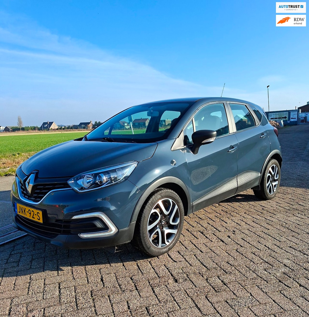 Renault Captur - 0,9 TCe Life Airco 2019 lage kmst 1e eig. Zeer zuinige motor - AutoWereld.nl