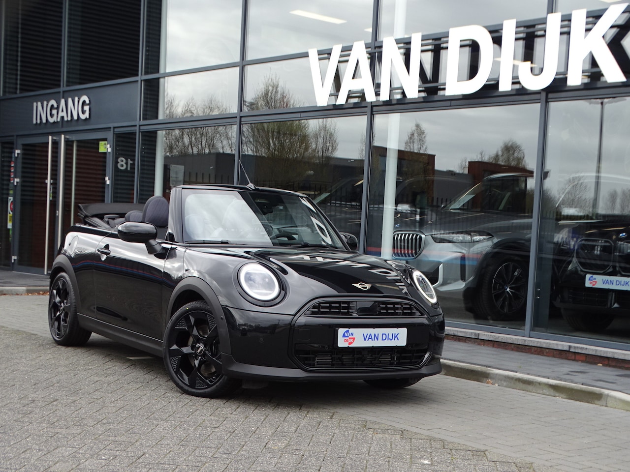 MINI Cabrio - 2.0 Cooper C Classic M Mini 2.0 Cooper C Classic M - AutoWereld.nl