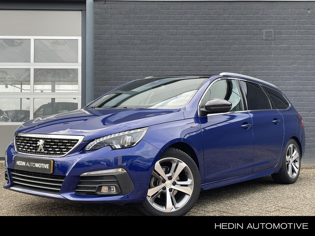 Peugeot 308 SW - 1.2 PureTech GT-line | Panoramadak | Navigatie | Camera - AutoWereld.nl