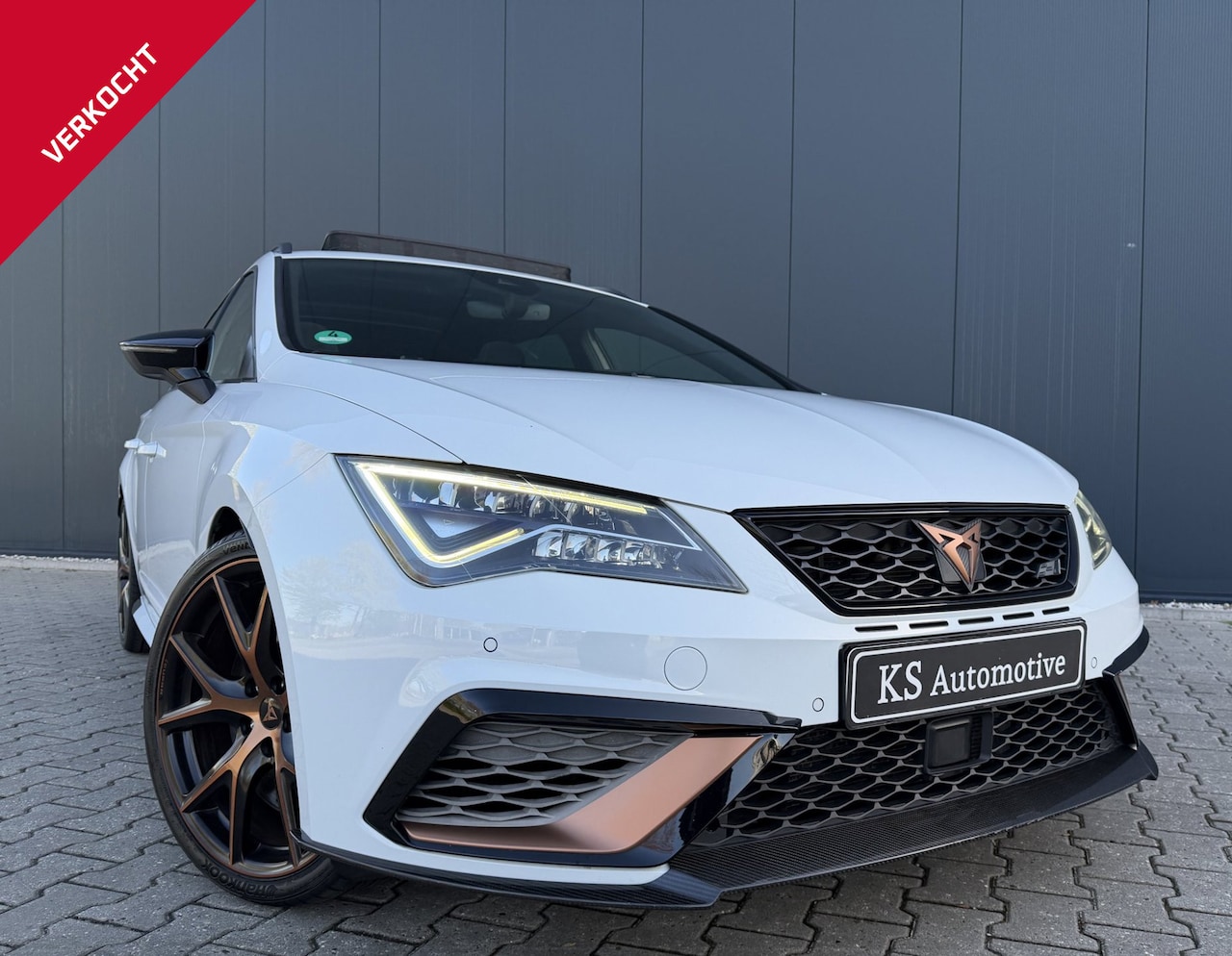 SEAT Leon ST - 2.0 TSI CUPRA 300 4DRIVE CUPRA R | Performance | VC - AutoWereld.nl