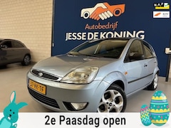 Ford Fiesta - 1.4-16V Ghia / 5 deurs / airco / sportvelgen / trekhaak / parrot / stereo / zuinig / APK 0