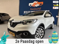 Renault Kadjar - 1.2 TCe Intens /bj.2015/ parelmoer wit/ climate/trekhaak/half leder/camera/scherm/NAP met