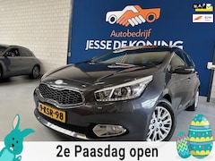 Kia Cee'd Sportswagon - 1.6 GDI Business Pack /bj.2013 / kleur: grijs / navigatie/camera/trekhaak/ APK tot 02/2027