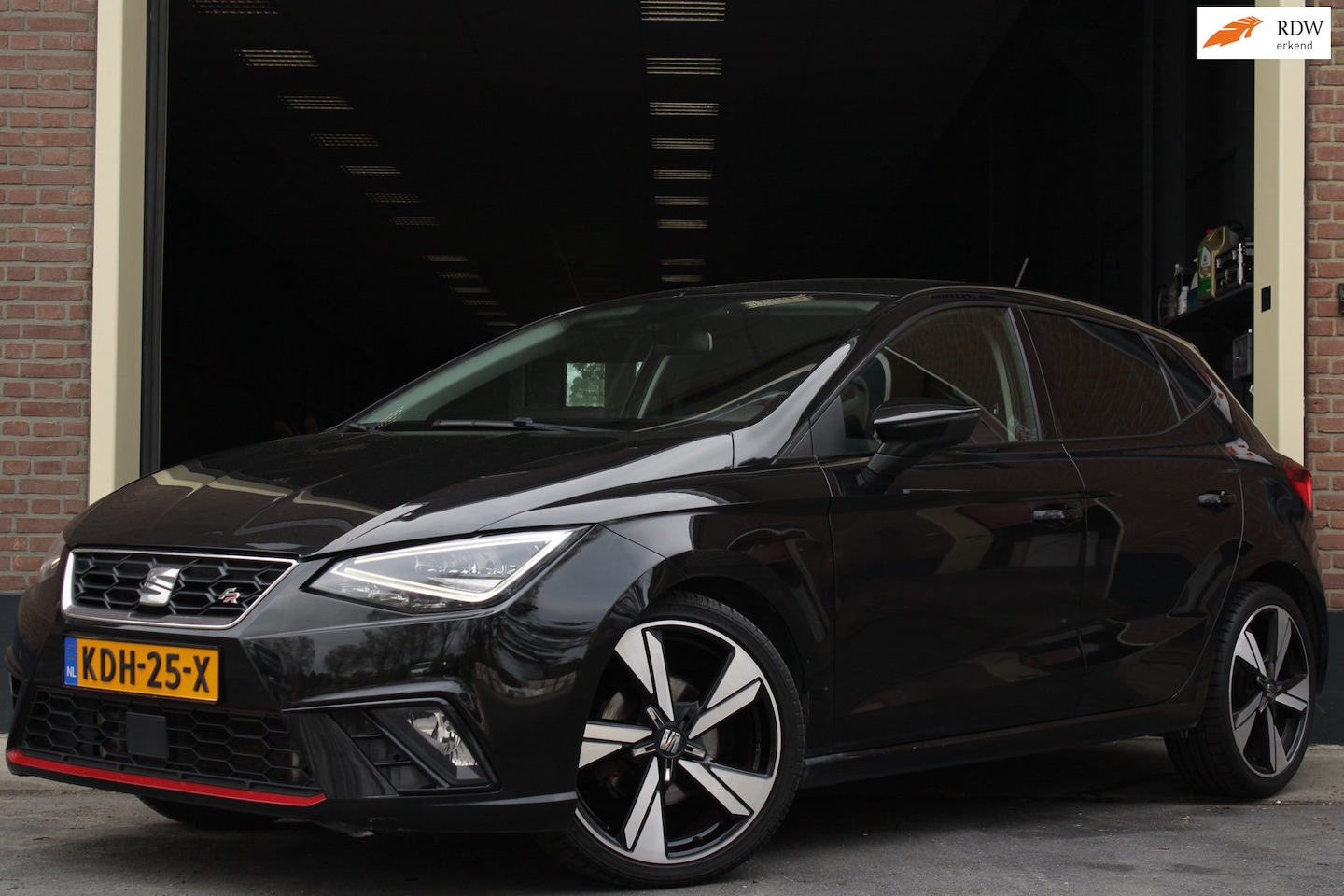 SEAT Ibiza - 2018 1.0 TSI FR 116PK|Led|CarPlay|Beats|PDC| - AutoWereld.nl