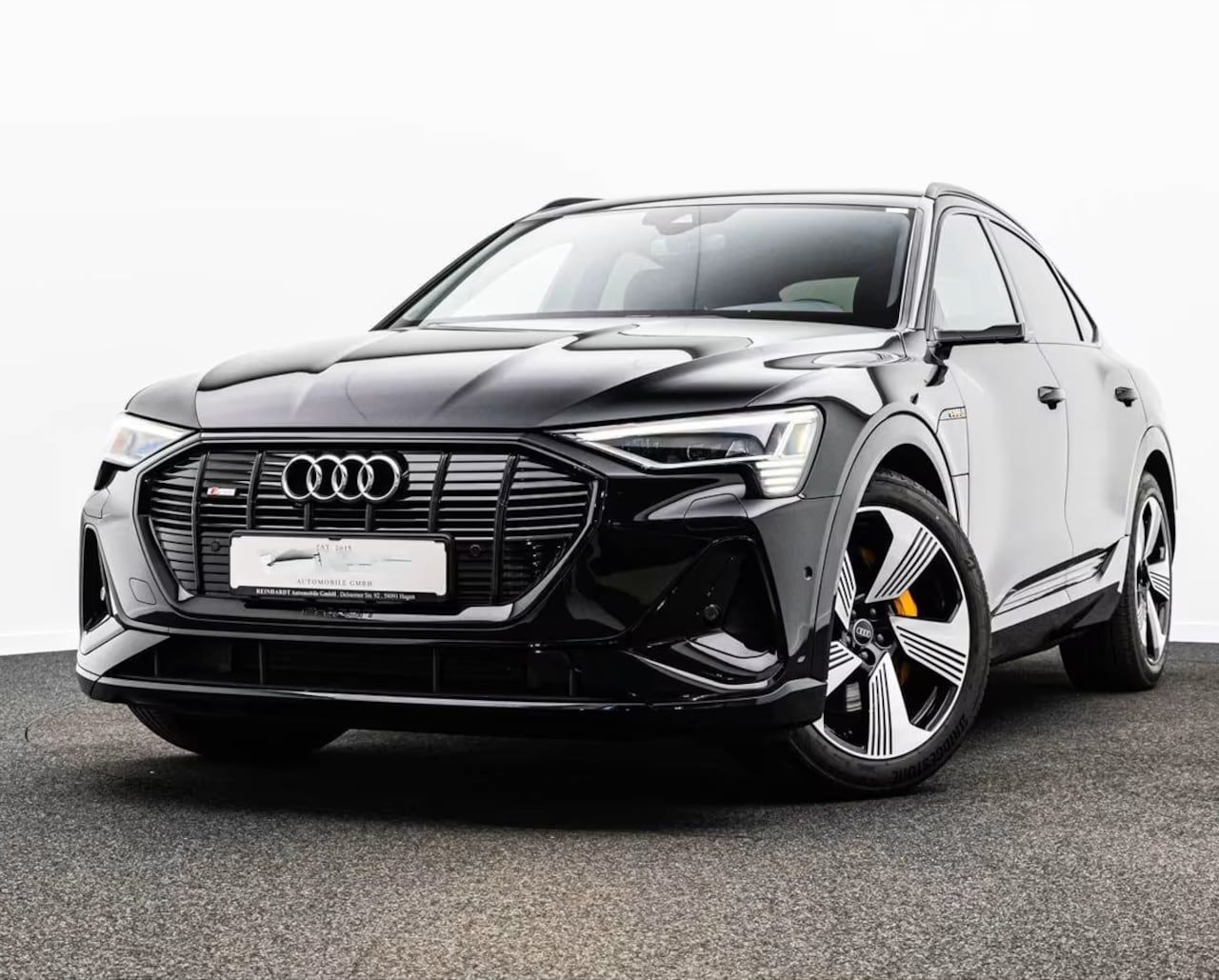 Audi e-tron Sportback - 55 Quattro S-LINE 95 kWh (300kW/408pk) ** MATRIX, VIRTUAL SPIEGEL, LEDER, PANO, TREKH, 21- - AutoWereld.nl