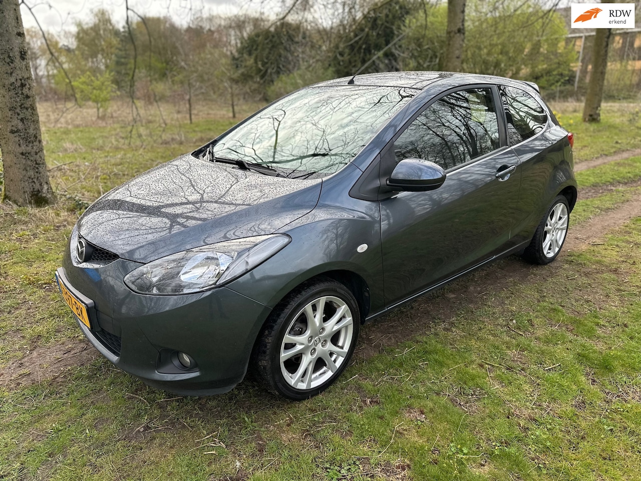 Mazda 2 - 1.3hp S-VT Touring APK 29-04-2027 - AutoWereld.nl