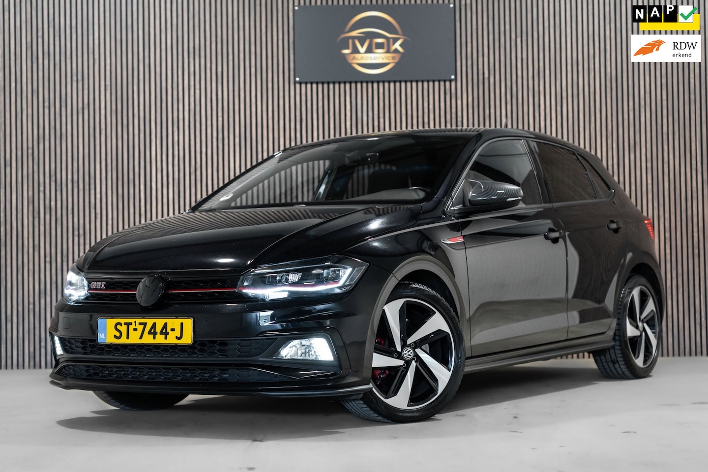 Volkswagen Polo - 2.0 TSI GTI DSG KEYLESS NAP MILTEK 300PK - AutoWereld.nl