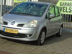 Renault Grand Modus - 1.2 TCE Dynamique / AIRCO/ met een nieuwe APK