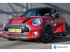 MINI Cooper - 1.5 136pk | Schuif-/Kanteldak | Navigatie | Parkeersensoren | AllSeason | Cruise Control |