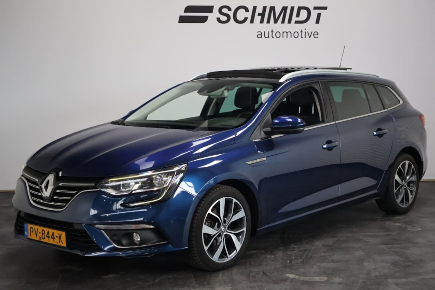 Renault Mégane Estate - 1.2 TCe Bose Automaat | Panoramadak | Carplay | LED - AutoWereld.nl
