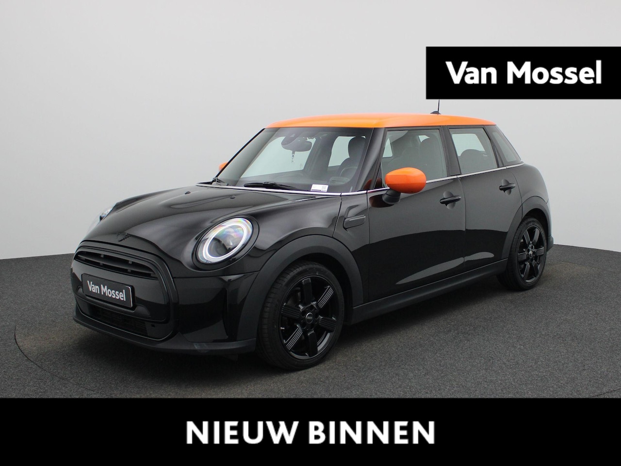 MINI Cooper - Mini 1.5 Classic Automaat | Apple/Android Play | Camera | Navi | Sport Stuur/Stoelen | Led - AutoWereld.nl