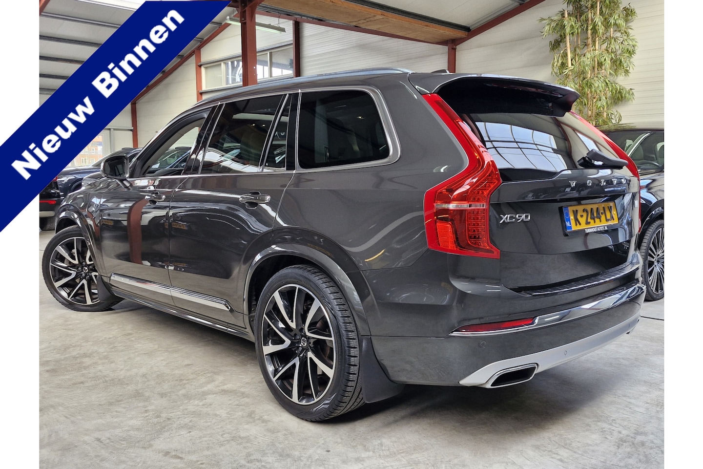 Volvo XC90 - T8 Recharge AWD Inscription ALLE OPTIES Beige/Wit leder Luchtvering | Stoelmassage - AutoWereld.nl