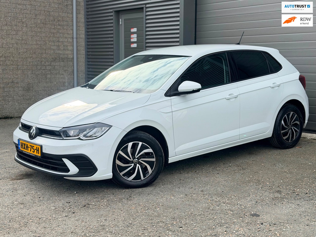Volkswagen Polo - 1.0 TSI Life|DSG|ACC - AutoWereld.nl