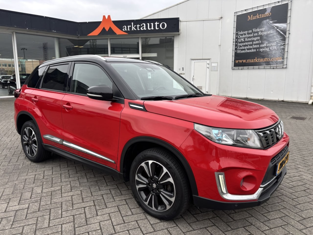 Suzuki Vitara - 1.4 B.jet Stijl Carplay Camera Navi Stoelverwarming - AutoWereld.nl