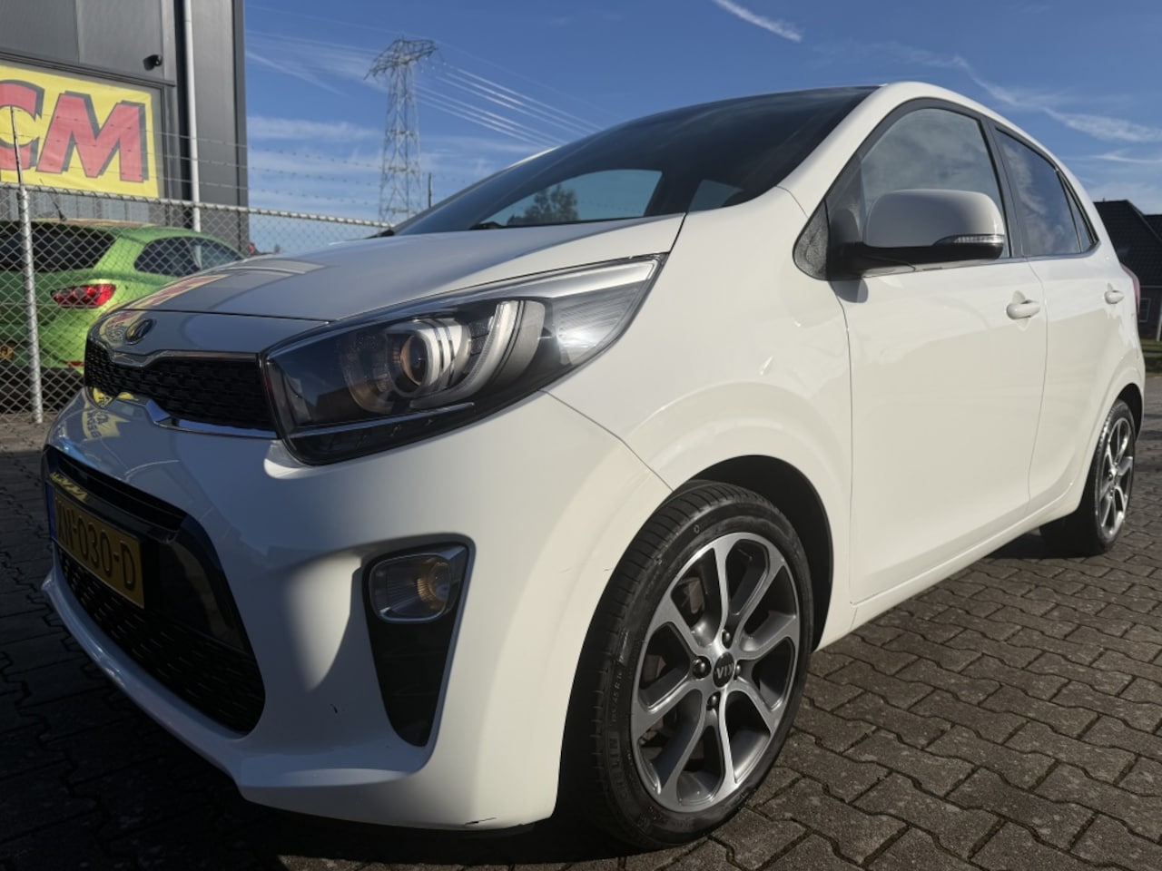 Kia Picanto - 1.0 CVVT Design Ed. Carplay Clima Achteruitrij Camera - AutoWereld.nl