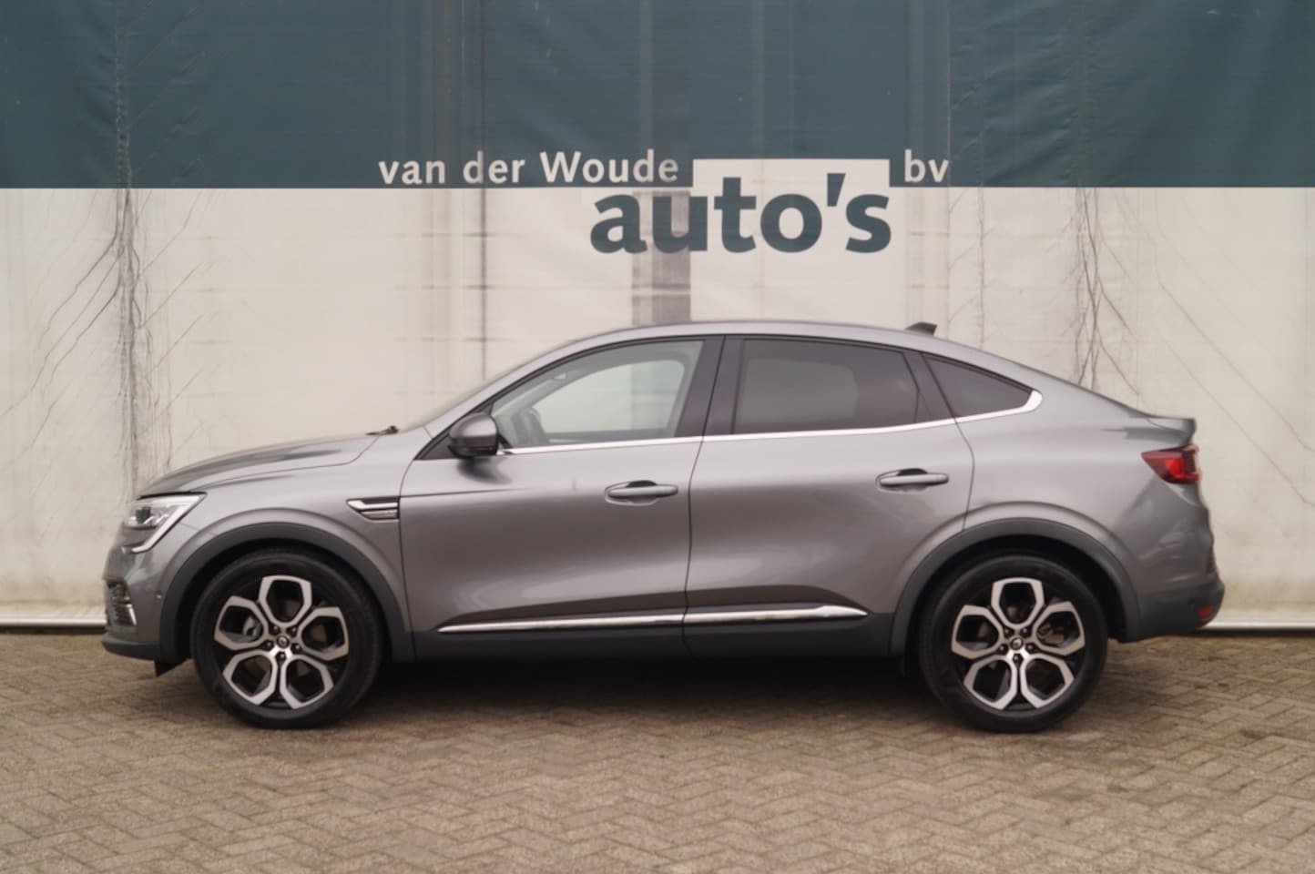 Renault Arkana - 1.6 E-Tech Automaat Hybrid 145 Intens -NAVI-ECC- - AutoWereld.nl