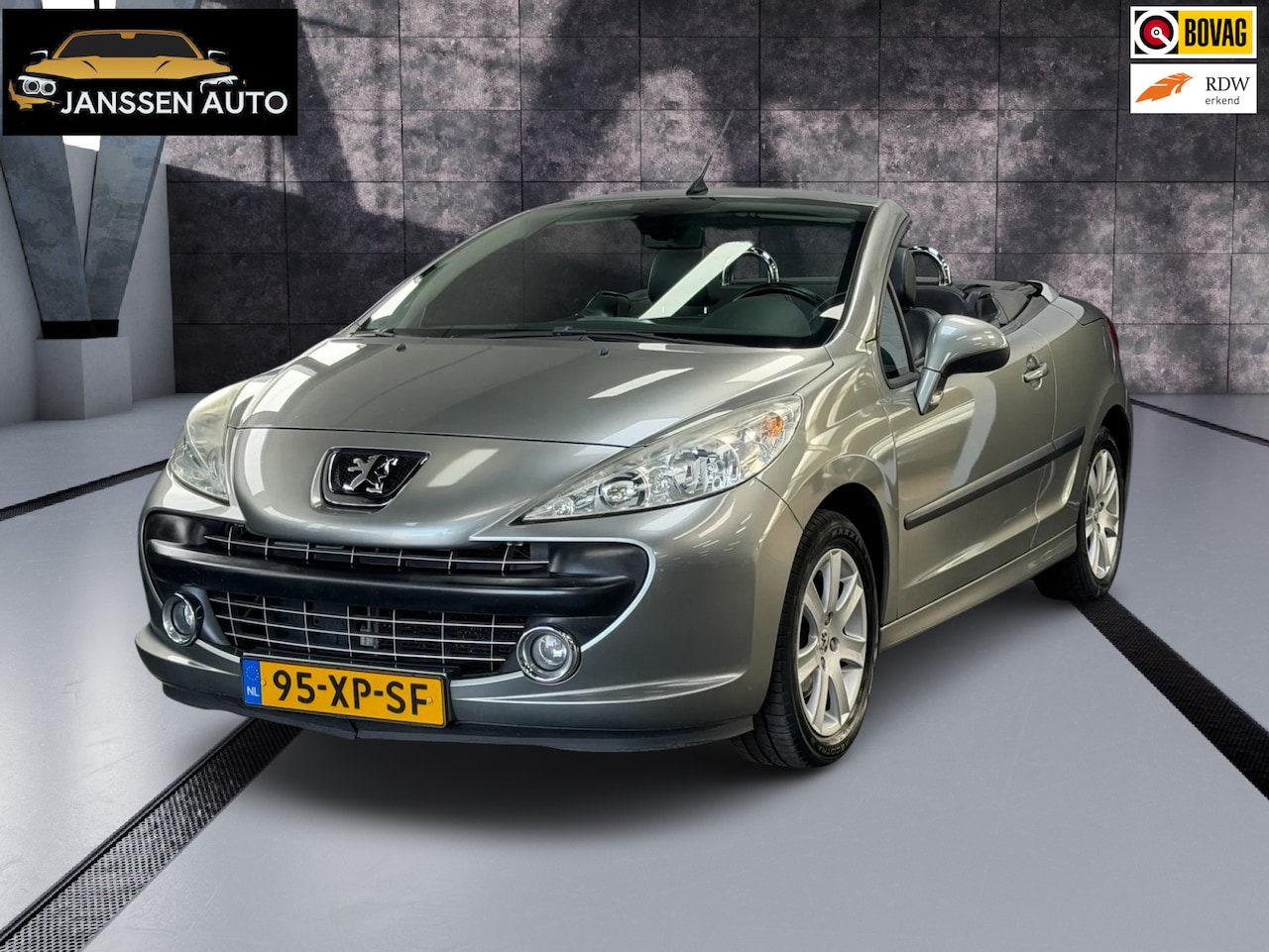 Peugeot 207 CC - 1.6 VTi | Climate | Leder | NL Auto | Inruilkoopje - AutoWereld.nl