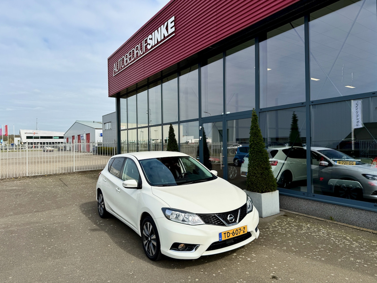 Nissan Pulsar - 1.2 DIG-T N-Connecta NAVI ECC CRUISE - AutoWereld.nl