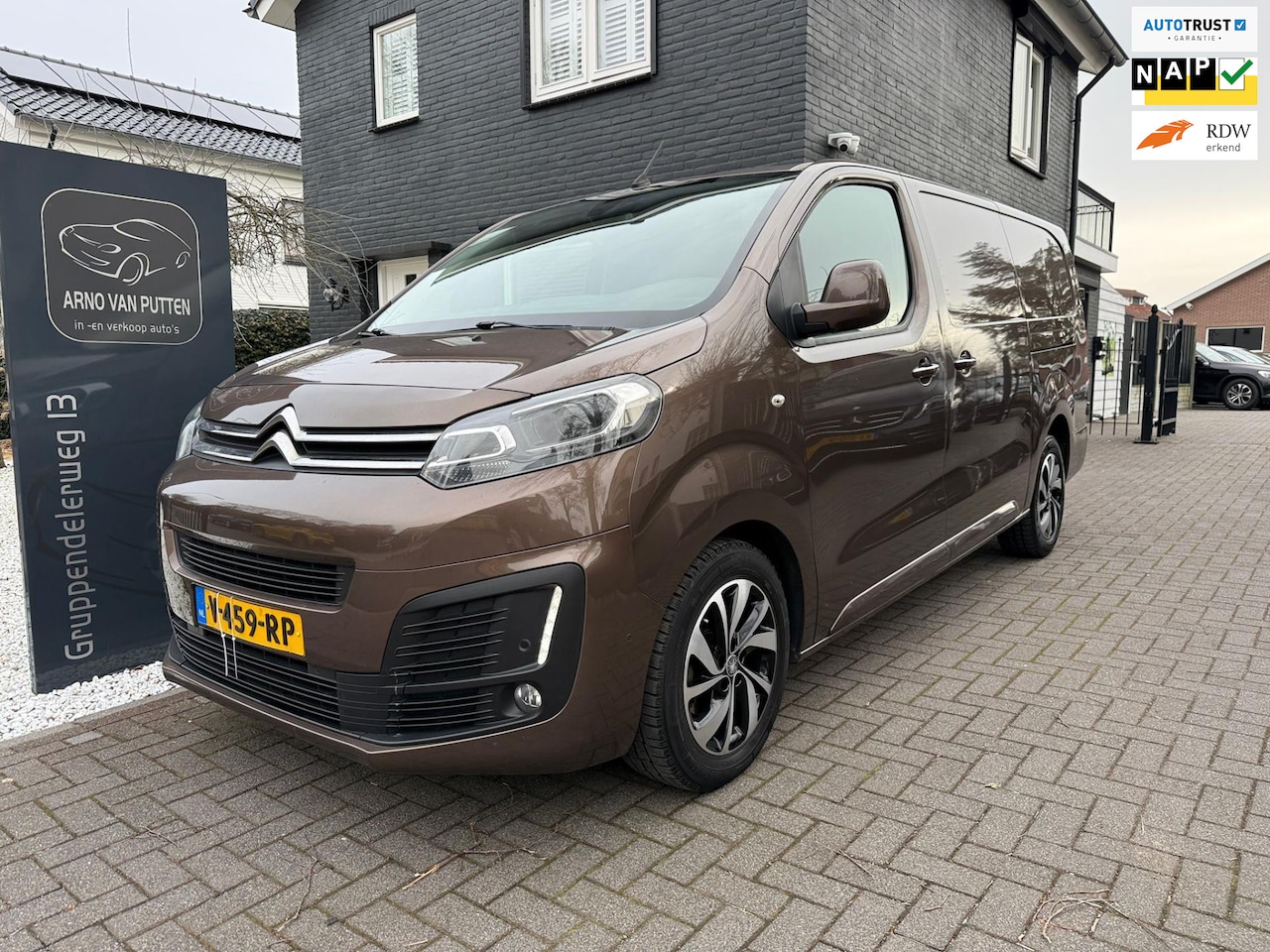 Citroën Jumpy - 2.0 BlueHDI XXL L3 /2 X schuifdeur /Camera /Cruise /Leer /Navigatie /3-zits - AutoWereld.nl