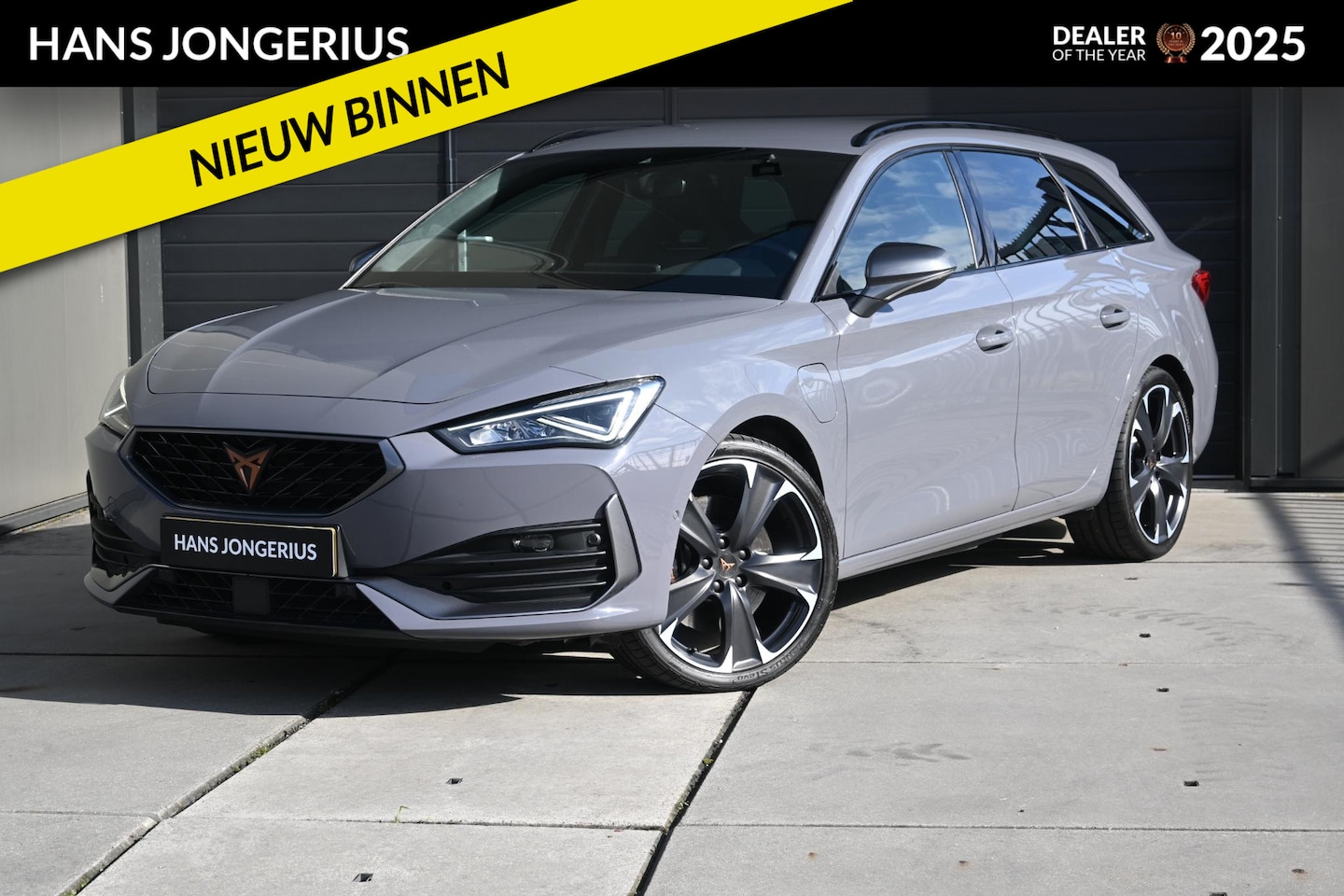 CUPRA Leon Sportstourer - 1.4 e-Hybrid VZ Performance | 245 PK | TREKHAAK | STUUR/STOELVERWARMING | NAVI | APPLECARP - AutoWereld.nl