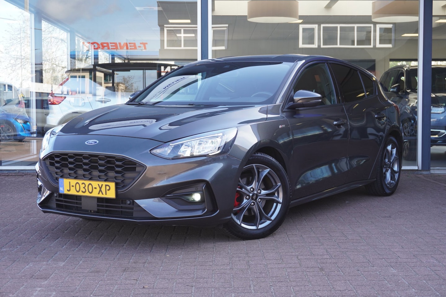 Ford Focus - 1.0 EcoBoost Hybrid ST Line X Business 5deurs | Airco | Navigatie | B&O | Digitaal dash | - AutoWereld.nl