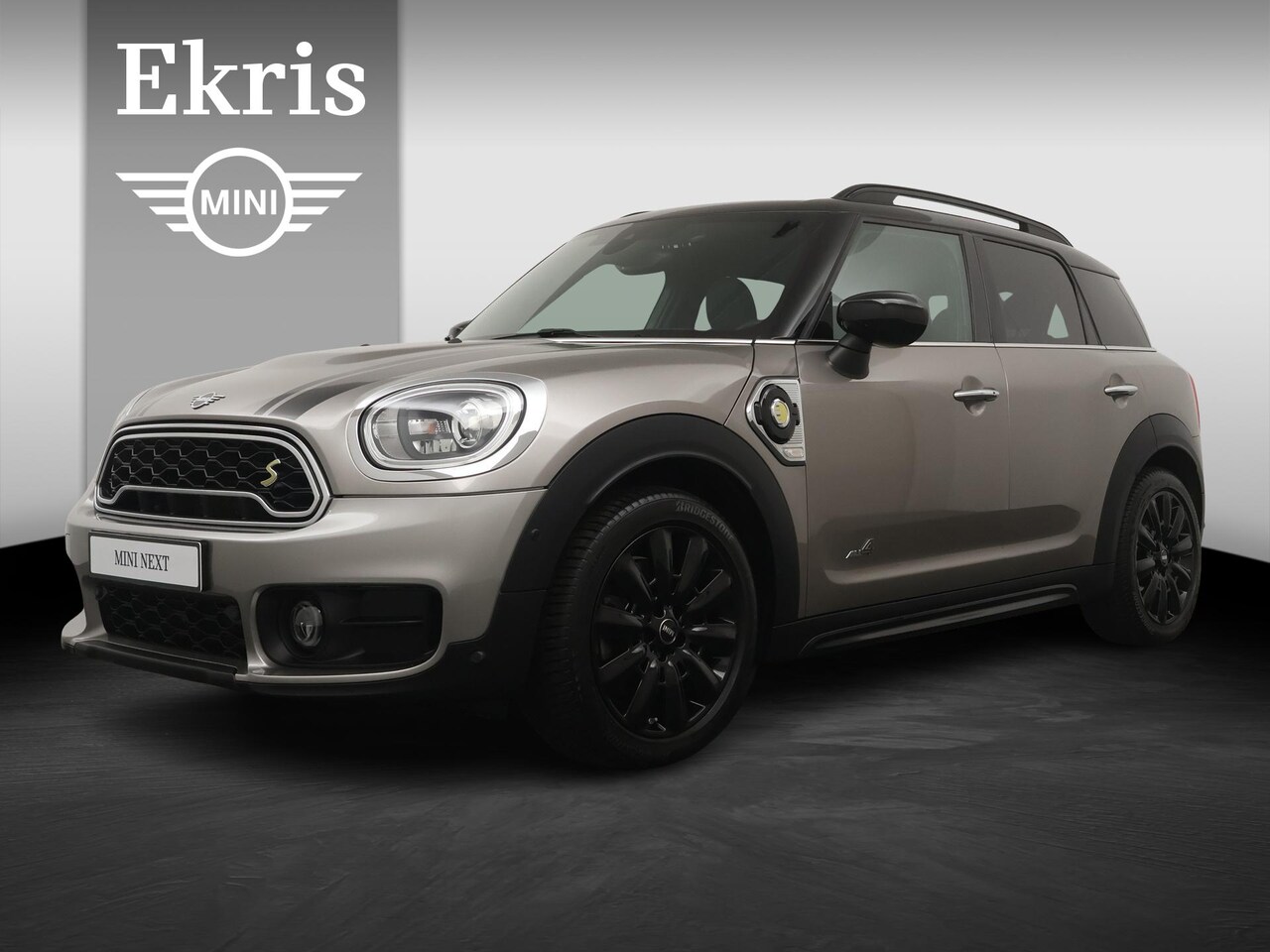 MINI Countryman - Cooper SE ALL4 Chili | Adaptive Cruise Control | Head-Up | Stoelverwarming | Panoramadak | - AutoWereld.nl