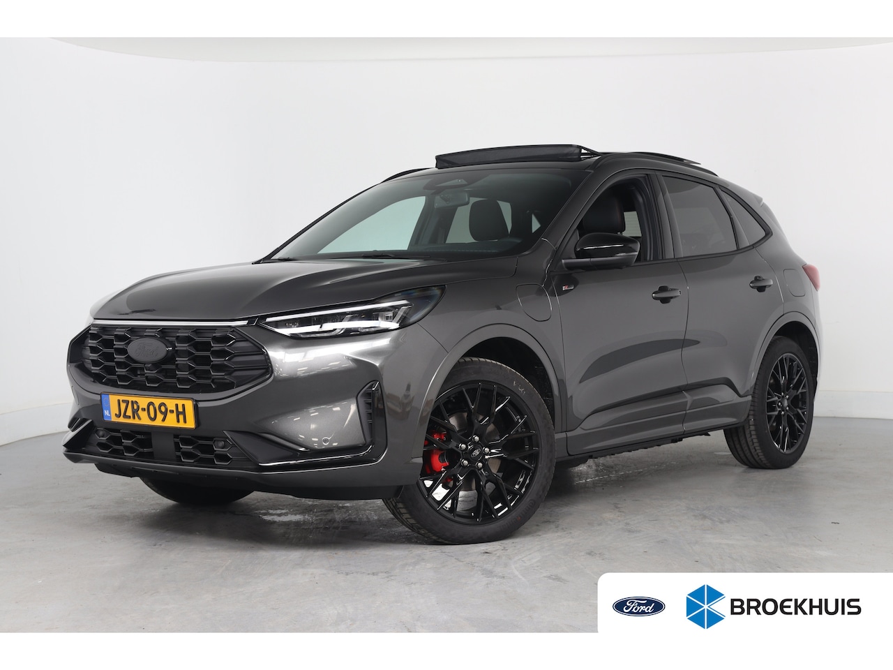 Ford Kuga - 2.5 PHEV ST-Line X | Trekhaak Elektrisch Wegklapbaar | Elektrisch Panoramadak | Winter Pac - AutoWereld.nl