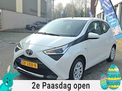 Toyota Aygo - 1.0 VVT-i x-play*1e eigenaar*dealer onderhoud*achteruit camera*cruis*rijd perfect*inruil m