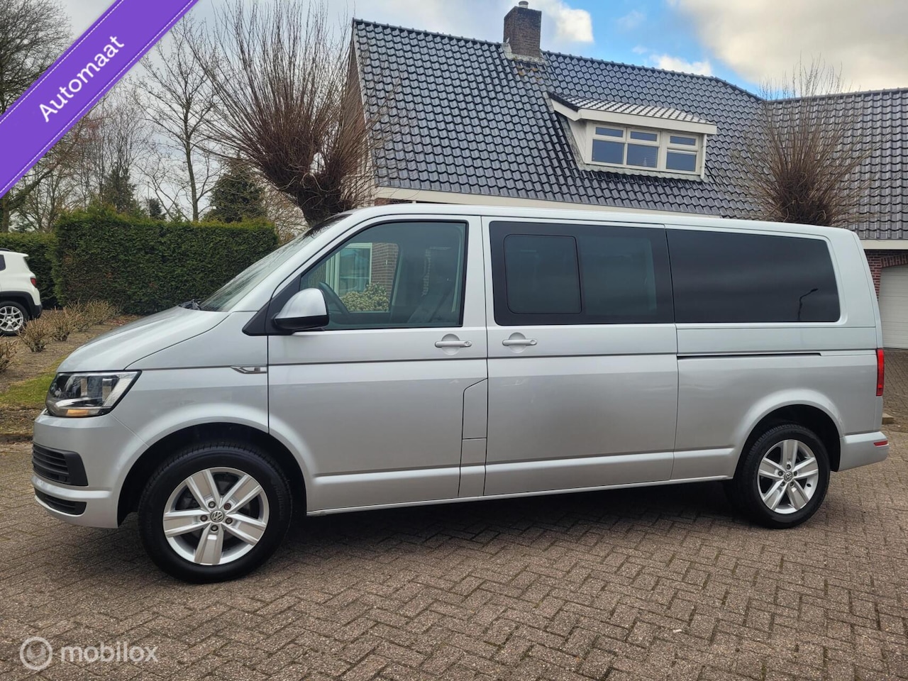 Volkswagen Transporter Caravelle - 2.0 TDI L2H1 DC caravelle,150pk,dsg - AutoWereld.nl