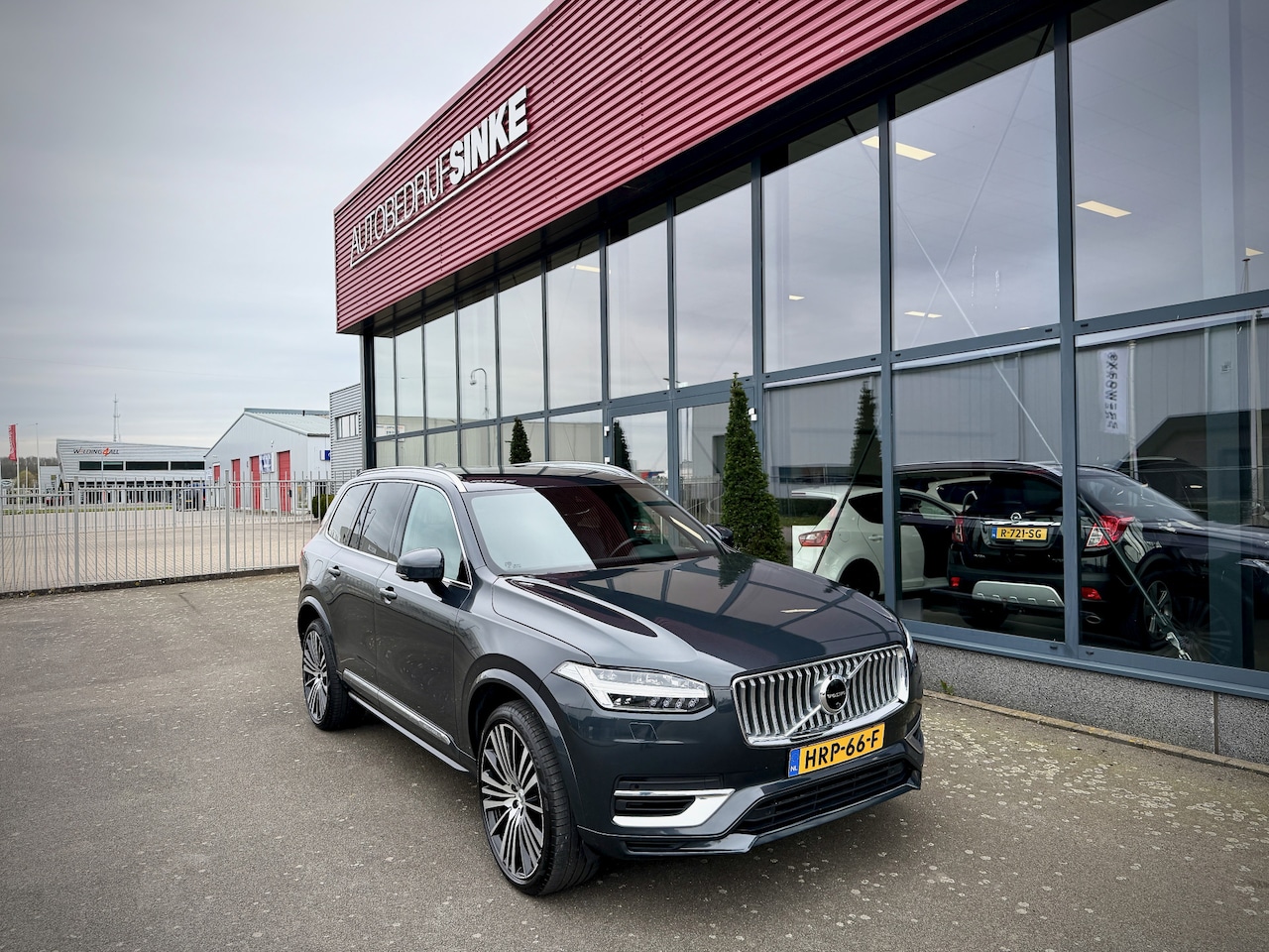 Volvo XC90 - 2.0 T8 Recharge AWD Inscription LUCHTVERING - AutoWereld.nl