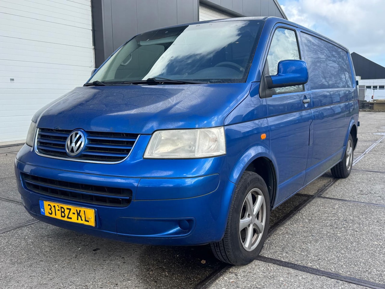 Volkswagen Transporter - 2.5 TDI 340 Trendline DC 2.5 TDI 340 Trendline DC - AutoWereld.nl