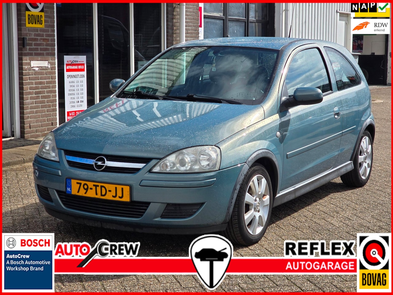 Opel Corsa - 1.2-16V Silverline RIJDT EN SCHAKELT GOED|ZO MEENEMEN - AutoWereld.nl