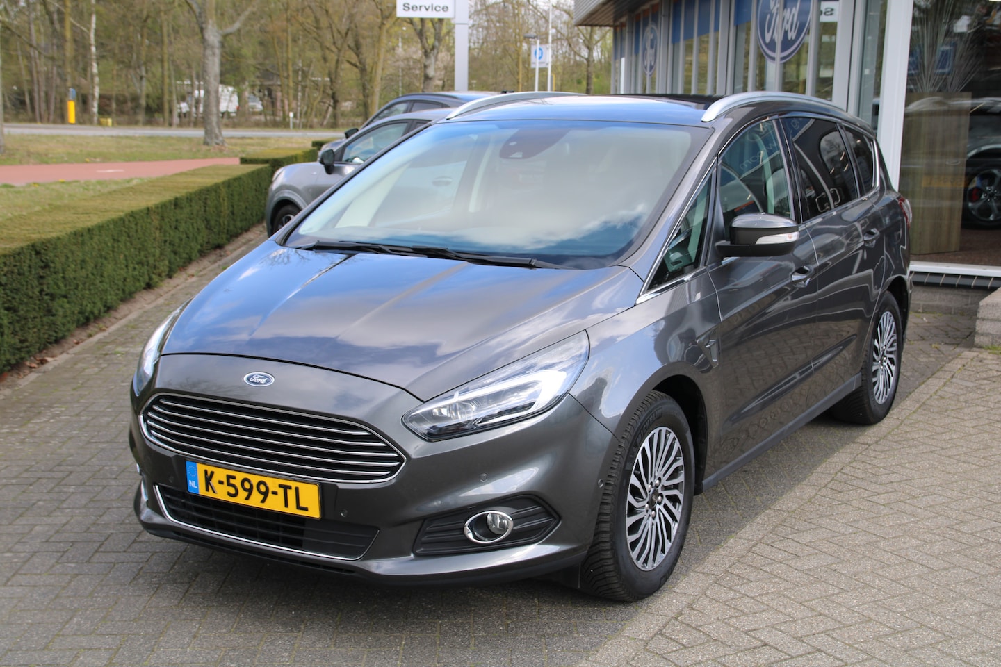 Ford S-Max - 1.5 Titanium 7p. TREKHAAK AFNEEMBAAR | WINTER-PACK | 7 STOELEN - AutoWereld.nl