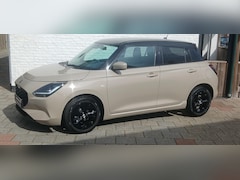 Suzuki Swift - 1.2 Smart Hybrid Select zwart dak