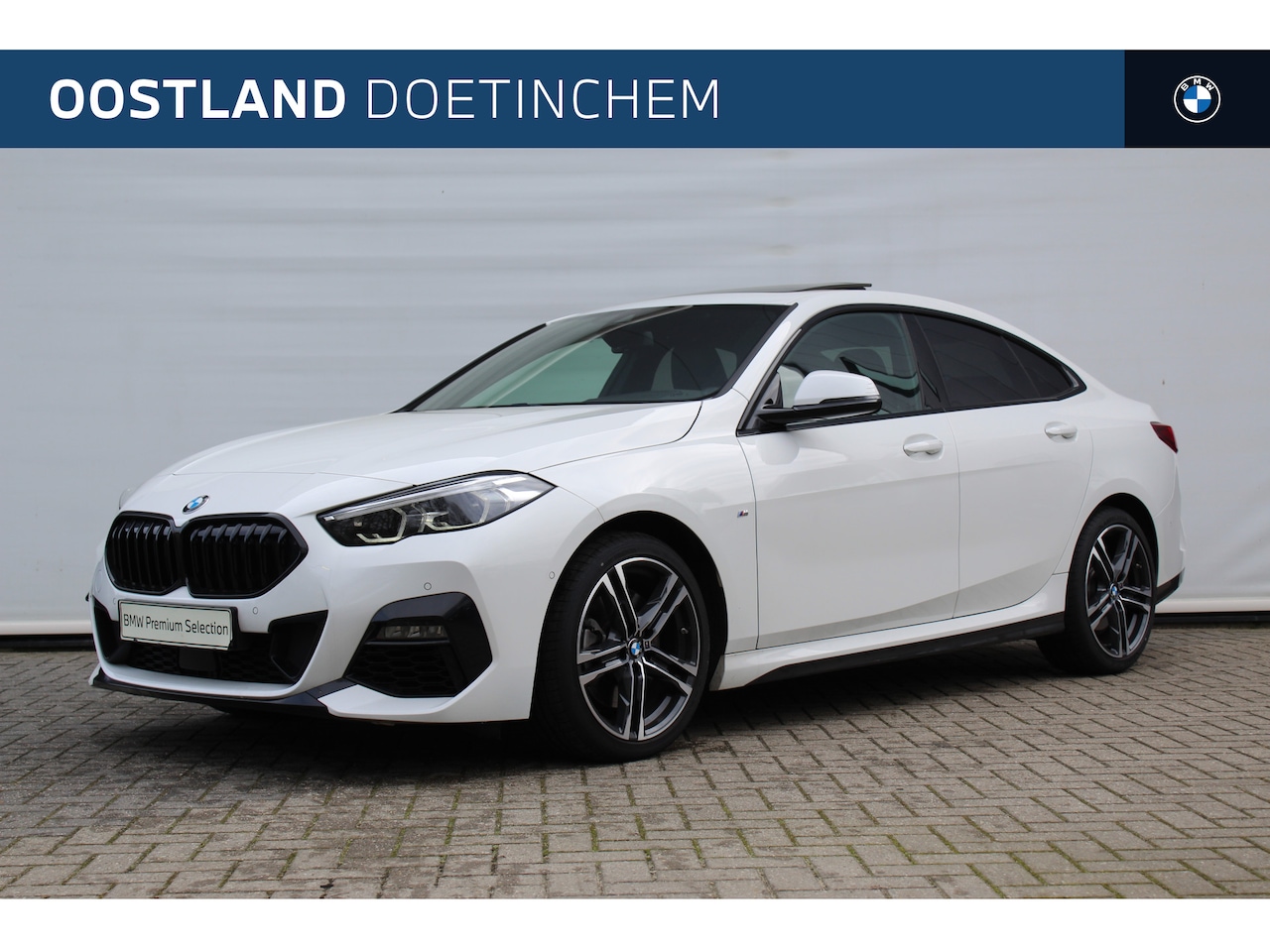 BMW 2-serie Gran Coupé - 220i High Executive M Sport Automaat / Panoramadak / Achteruitrijcamera / Sportstoelen / S - AutoWereld.nl