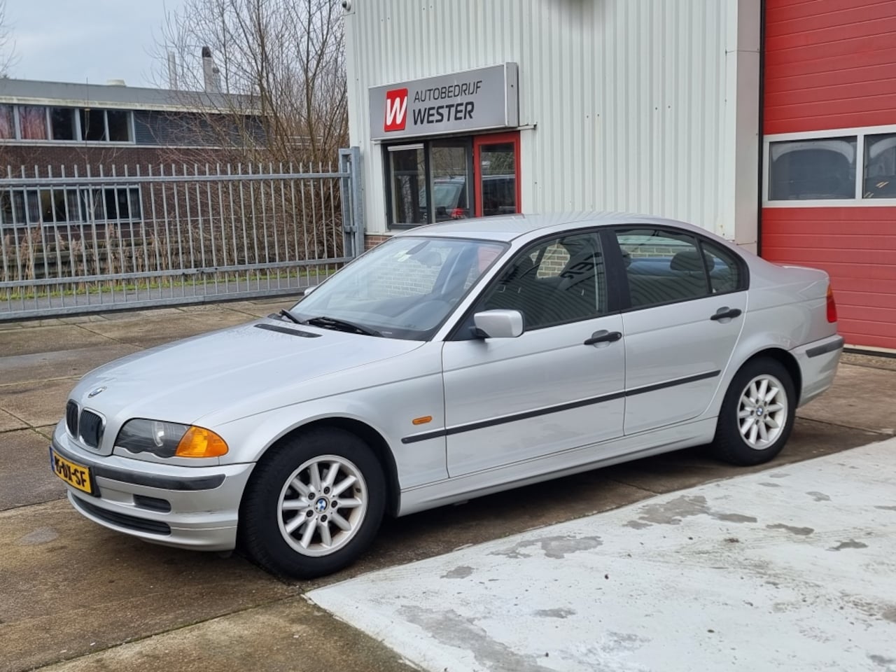 BMW 3-serie - 316i Executive 316i Executive - AutoWereld.nl