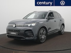 Volkswagen Tiguan - 1.5 eHybrid R-Line Automaat - IQ light - Head-updisplay - Apple Carplay/Android Auto - 360