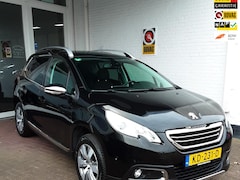 Peugeot 2008 - 1.2 PureTech Allure*NAVI / PANORAMADAK/TREKHAAK