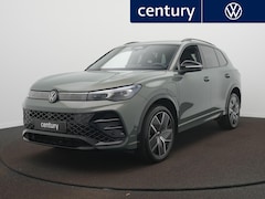 Volkswagen Tiguan - 1.5 eHybrid R-Line Automaat - IQ light - Head-updisplay - Apple Carplay/Android Auto - 360