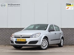 Opel Astra - 1.6 Essentia Automaat Trekhaak