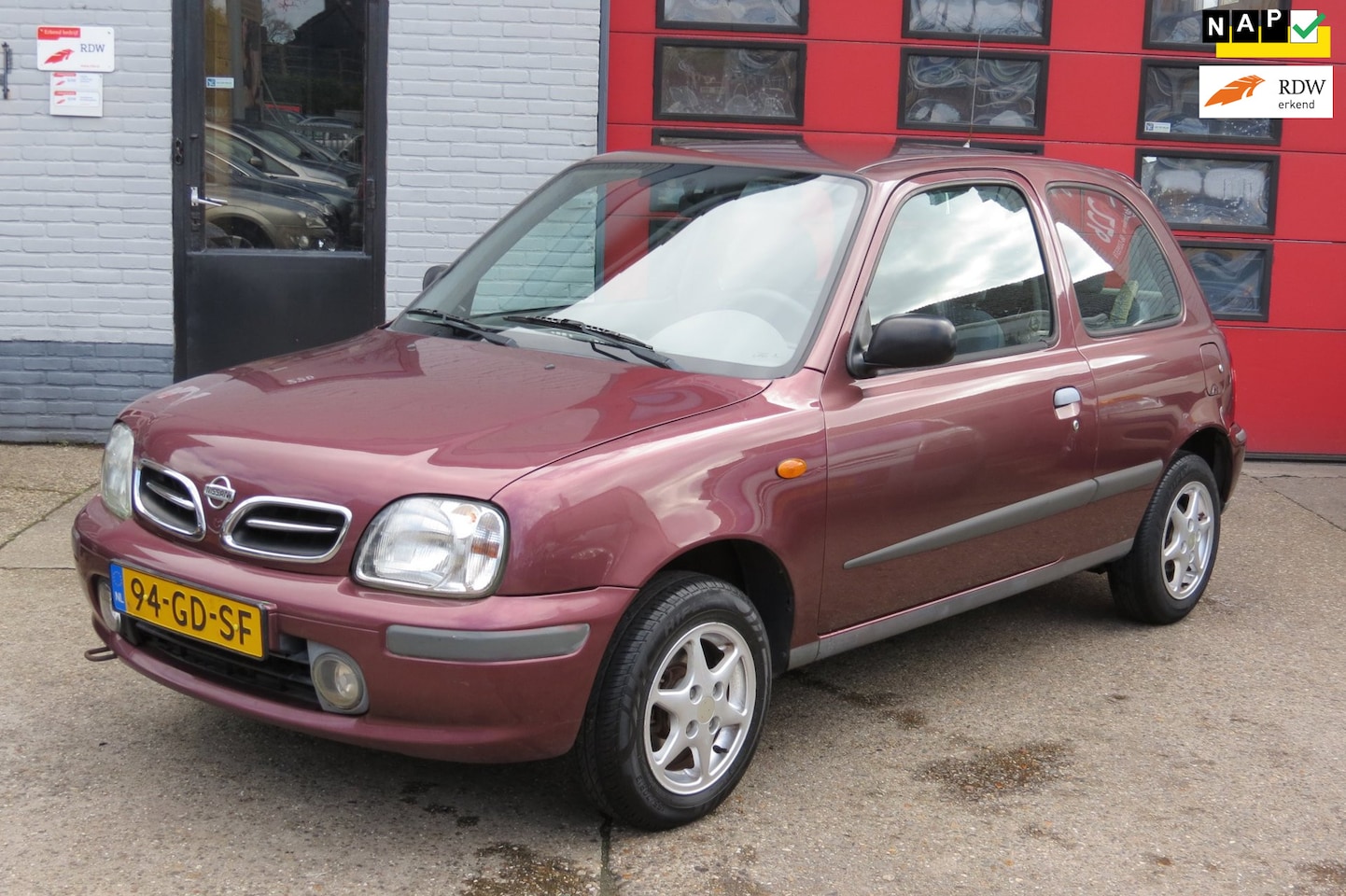 Nissan Micra - 1.4 Comfort € 945,- - AutoWereld.nl