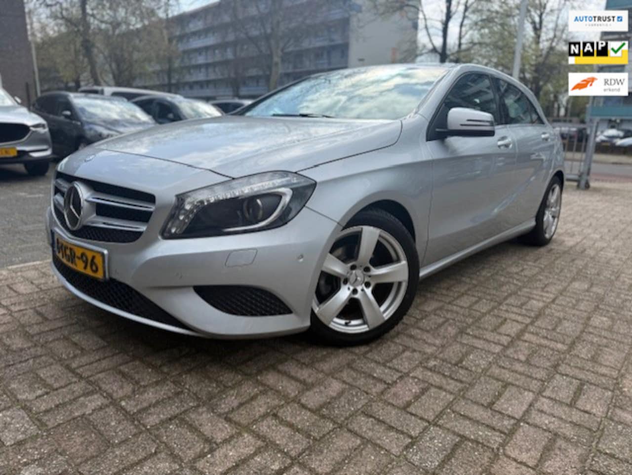Mercedes-Benz A-klasse - 180 4U3 Navi/Clima/Cruise - AutoWereld.nl
