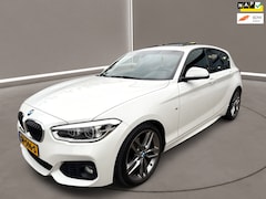 BMW 1-serie - 118d M - Pakket 150 Pk Automaat Airco Navi Leer Xenon Pdc Schuifdak 1e Eig. Export