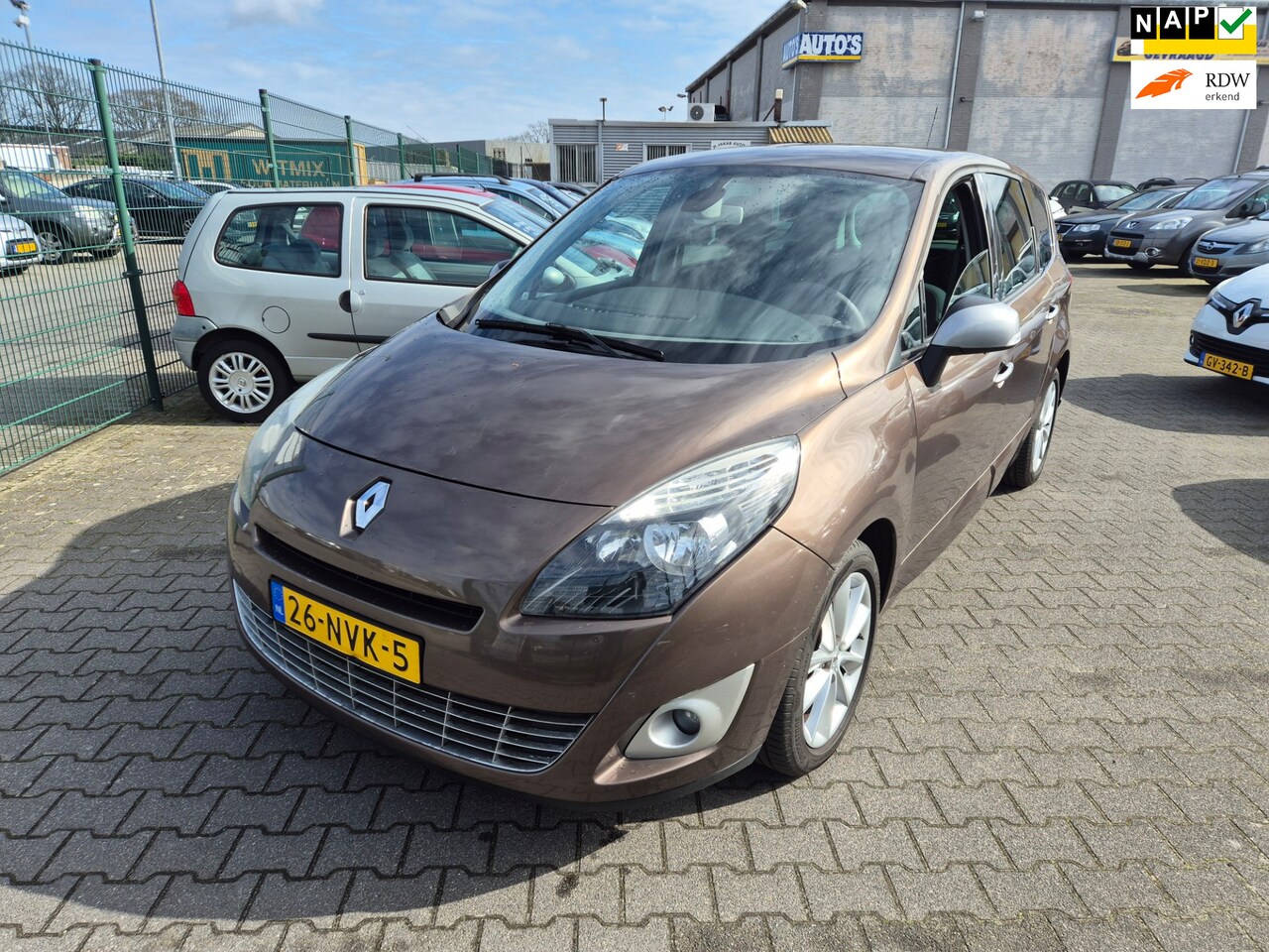 Renault Grand Scénic - Renault Grand Scénic 1.4 TCe Celsium - AutoWereld.nl