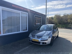 Volkswagen Golf - 1.4 FSI Trendline