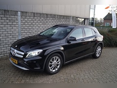 Mercedes-Benz GLA-Klasse - 180 Prestige Autom Leder Sportst Stoelverw Navi Xenon Airco Cruise 2x PDC LMV Trekhaak ENZ