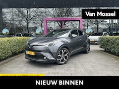 Toyota C-HR - 1.8 Hybrid Style | WORDT VERWACHT | NAVIGATIE | TREKHAAK | STOELVERWARMING | CLIMATE CONTR