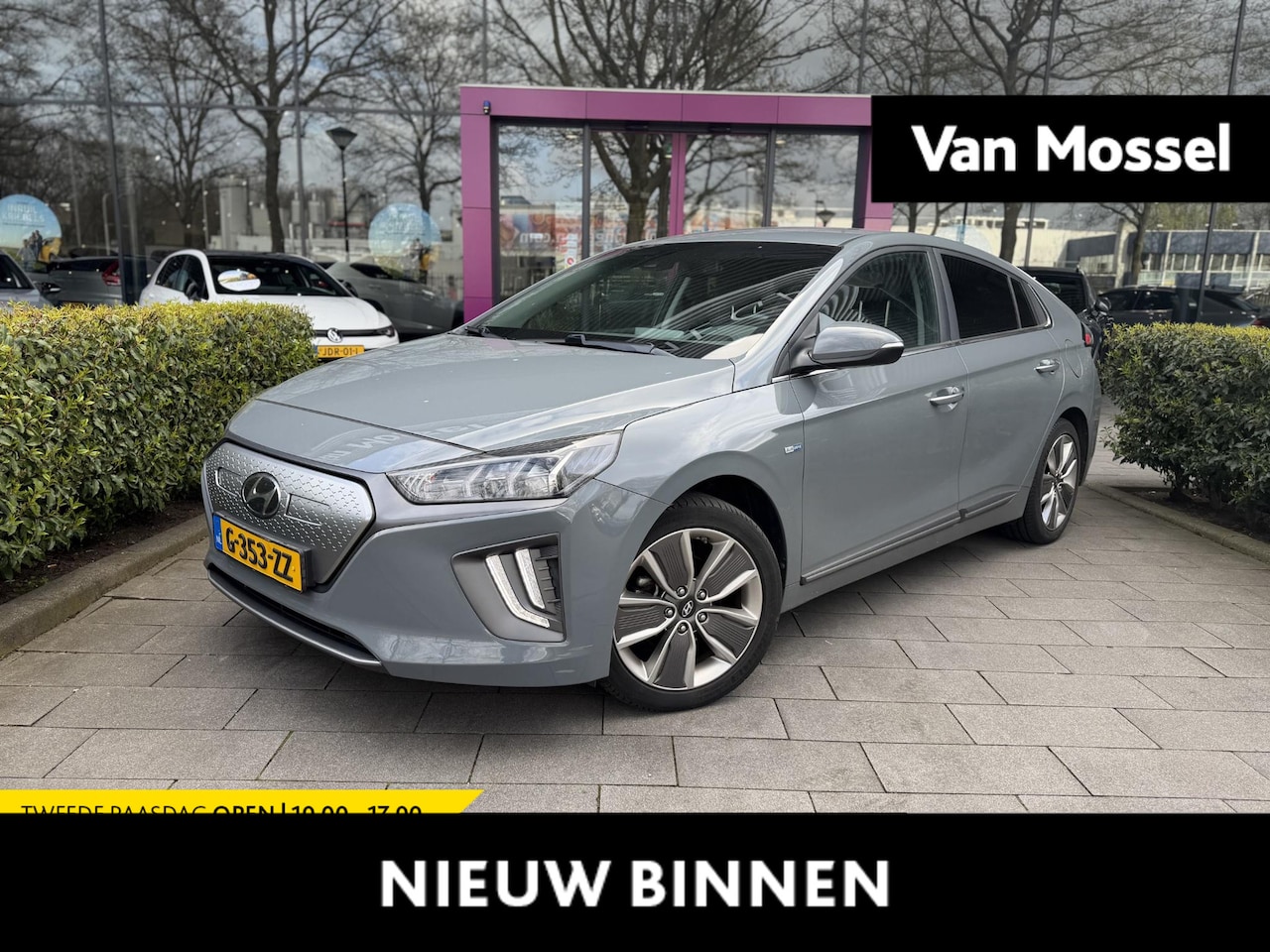 Hyundai IONIQ - Comfort EV 38 kWh | WORDT VERWACHT | ACHTERUITRIJCAMERA | STOELVERWARMING | TREKHAAK | CLI - AutoWereld.nl